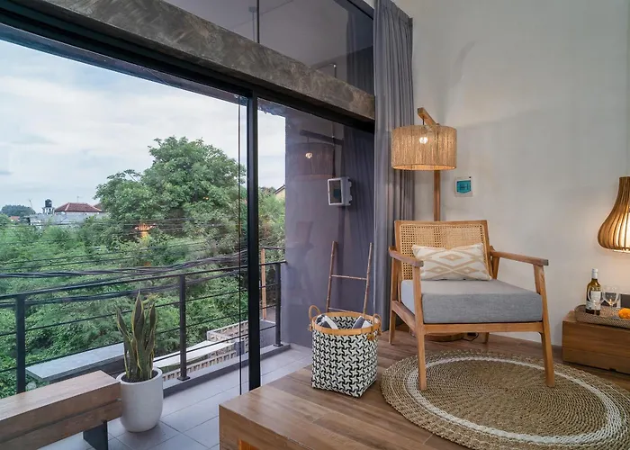 Alaya Homes C - Elegant Japandi Loft In ゲストハウス スミニャック