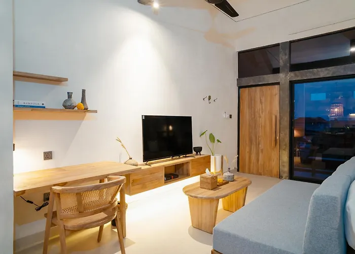 Alaya Homes C - Elegant Japandi Loft In ゲストハウス スミニャック